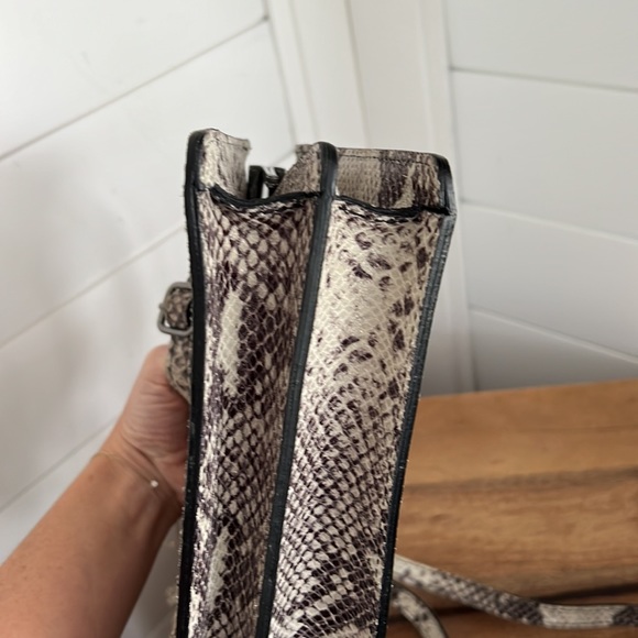 Vintage python embossed leather, made in Italy - Picture 9 of 17